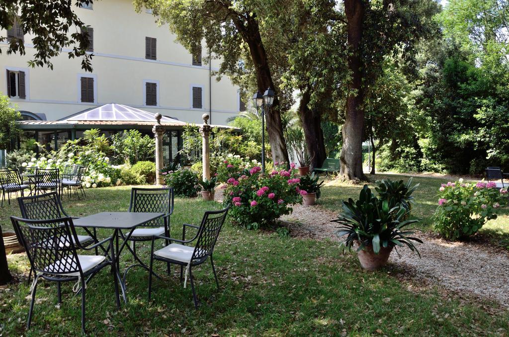 Hotel Posta Donini 1579 - UNA Esperienze San Martino In Campo Esterno foto