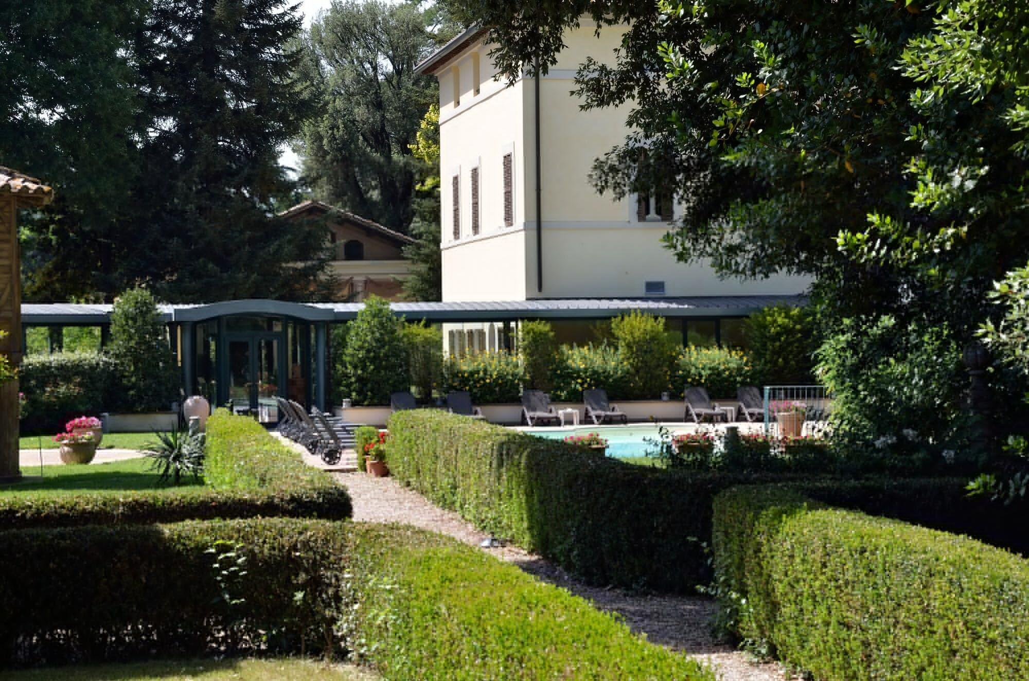 Hotel Posta Donini 1579 - UNA Esperienze San Martino In Campo Esterno foto