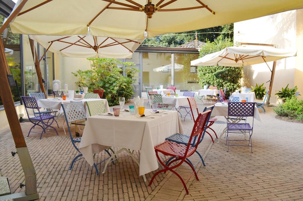 Hotel Posta Donini 1579 - UNA Esperienze San Martino In Campo Esterno foto