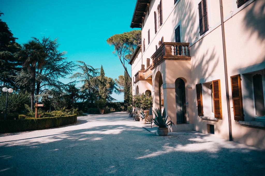 Hotel Posta Donini 1579 - UNA Esperienze San Martino In Campo Esterno foto